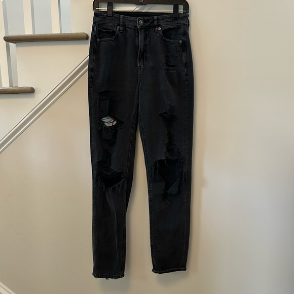 American Eagle Outfitters Denim - American Eagle Mom Jean Women’s size 4 extra long